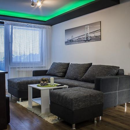 Apartmani Anna Sveti Martin Na Muri Exteriör bild