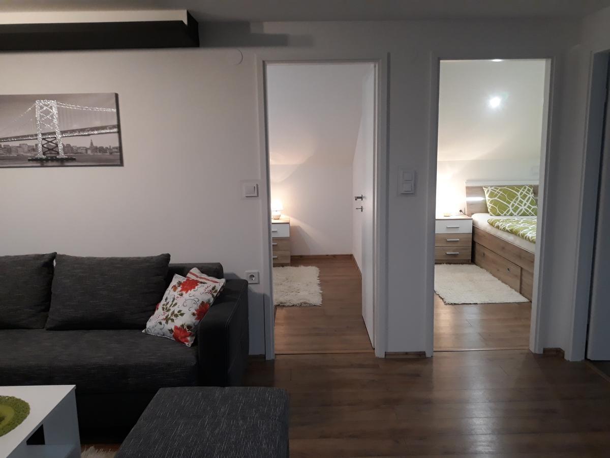 Apartmani Anna Sveti Martin Na Muri Exteriör bild